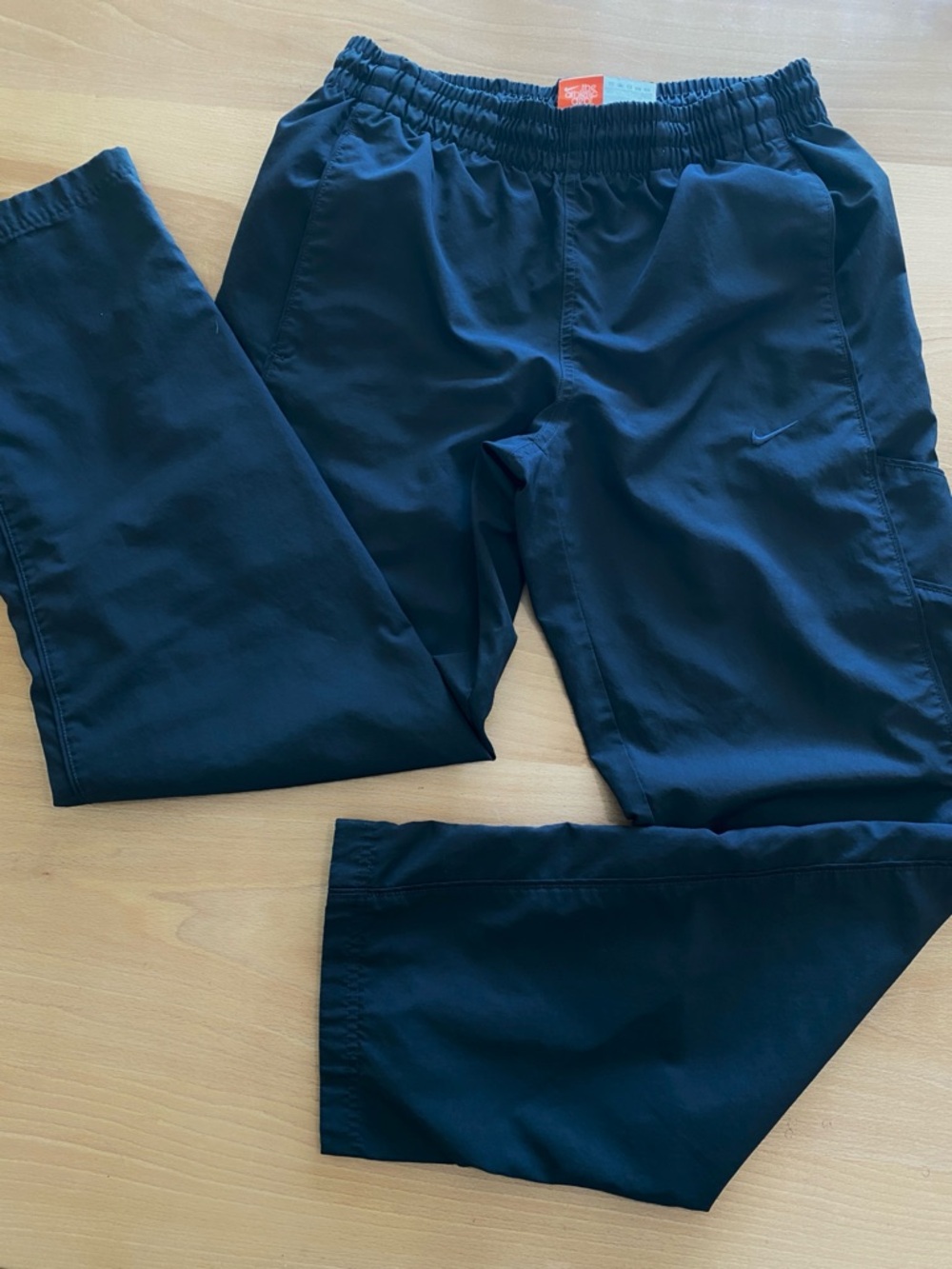 Vintage Nike Men's Joggers Black Athletic Pants Pockets Side ankle Zipper Lined